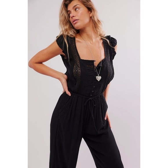 New Free People FP One Sydney Jumpsuit Gauze Lightweight Lace in Black Medium - Picture 13 of 13